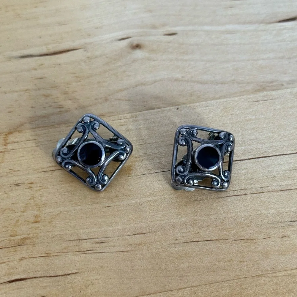 Vintage Diamond Shape Black Onyx Clip On Silver Earrings Rennaisance Victorian - Picture 2 of 8